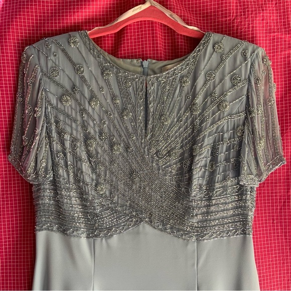 90s Montage by Mon Cheri Formal Evening Beaded Maxi Dress Size US10 in Icy Blue - Picture 3 of 12